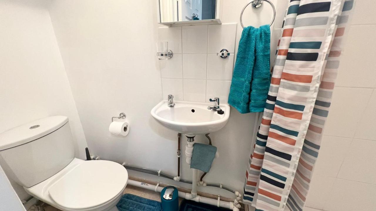 Cosy Private Studio In London Apartment พลัมสเตด ภายนอก รูปภาพ